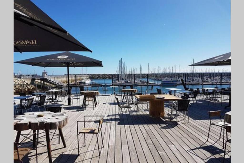 Kermaravel, Le Petit Manoir En Bord De Mer. Saint-Pol-de-Léon Екстериор снимка