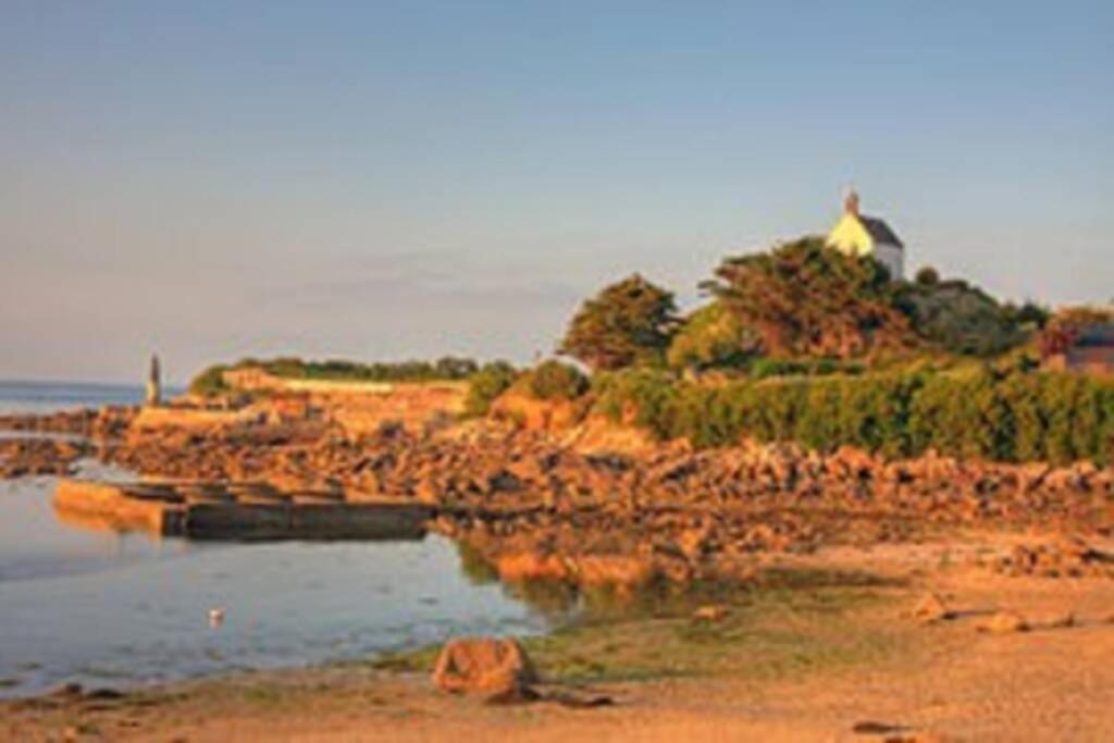 Kermaravel, Le Petit Manoir En Bord De Mer. Saint-Pol-de-Léon Екстериор снимка